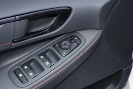 2024款现代索纳塔