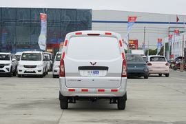 2023款五菱荣光EV