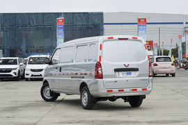 2023款五菱荣光EV