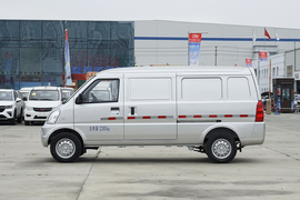 2023款五菱荣光EV