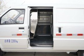 2023款五菱荣光EV