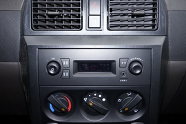 2023款五菱荣光EV