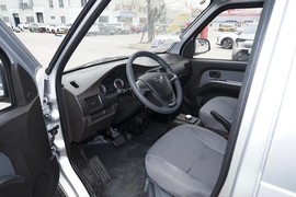 2023款五菱荣光EV