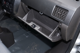 2023款五菱荣光EV