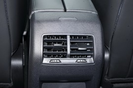 2024款雪铁龙凡尔赛C5