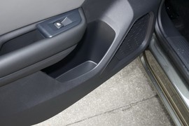 2024款雪铁龙凡尔赛C5