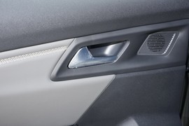 2024款雪铁龙凡尔赛C5