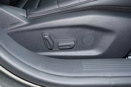 2024款雪铁龙凡尔赛C5