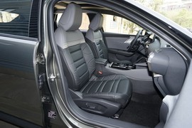 2024款雪铁龙凡尔赛C5