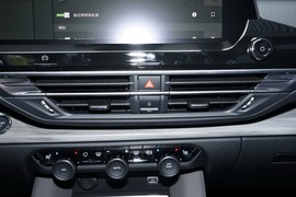 2024款雪铁龙凡尔赛C5