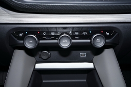 2024款雪铁龙凡尔赛C5