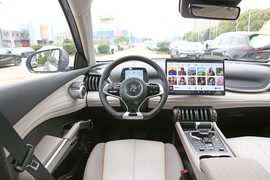 2024款比亚迪元PLUS