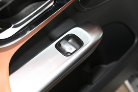 2024款奔驰GLC