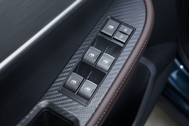 2024款东风风行T5