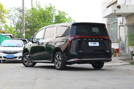 2024款上汽大通MAXUS