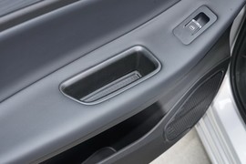 2024款奇瑞艾瑞泽5