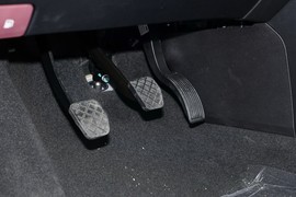 2024款奇瑞艾瑞泽5