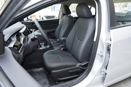 2024款奇瑞艾瑞泽5