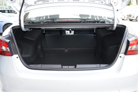 2024款奇瑞艾瑞泽5