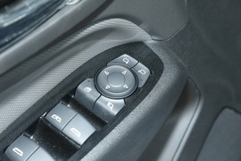 2023款雪佛兰探界者