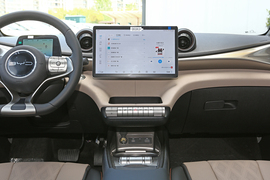 2024款比亚迪海豚