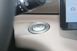 2024款比亚迪海豚