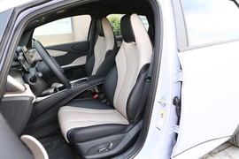 2024款比亚迪海豚