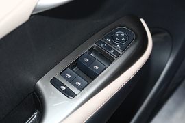 2024款比亚迪海豚