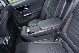 2024款奔驰C级新能源