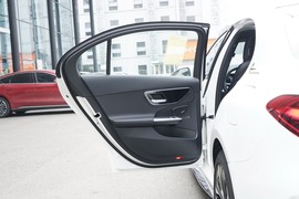 2024款奔驰C级新能源