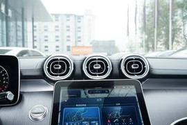 2024款奔驰C级新能源