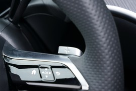 2024款奔驰C级新能源