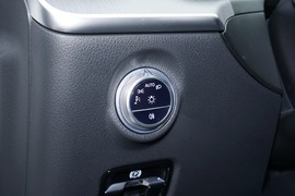 2024款奔驰C级新能源