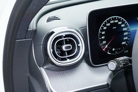 2024款奔驰C级新能源