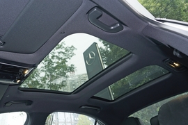 2024款奔驰C级新能源