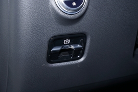 2024款奔驰C级新能源