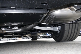 2024款奔驰C级新能源