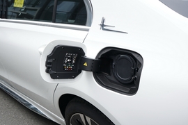 2024款奔驰C级新能源