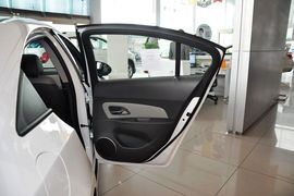 2013款雪佛兰科鲁兹1.8L