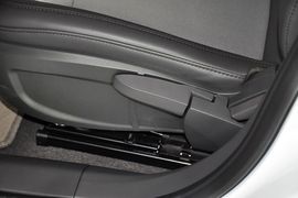 2013款雪佛兰科鲁兹1.8L