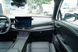 2024款领克06新能源