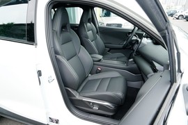 2024款领克06新能源