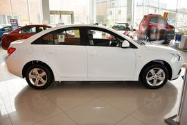 2013款雪佛兰科鲁兹1.8L