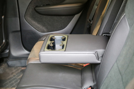 2024款沃尔沃XC40