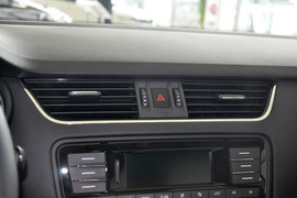 2015款斯柯达明锐1.4T