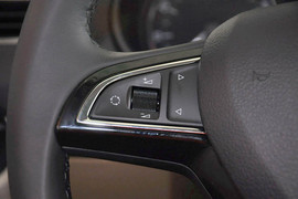 2015款斯柯达明锐1.4T