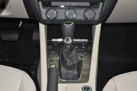 2015款斯柯达明锐1.4T