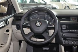 2015款斯柯达明锐1.4T