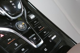 2024款比亚迪秦PLUS