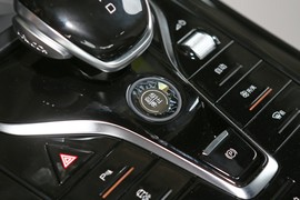 2024款比亚迪秦PLUS